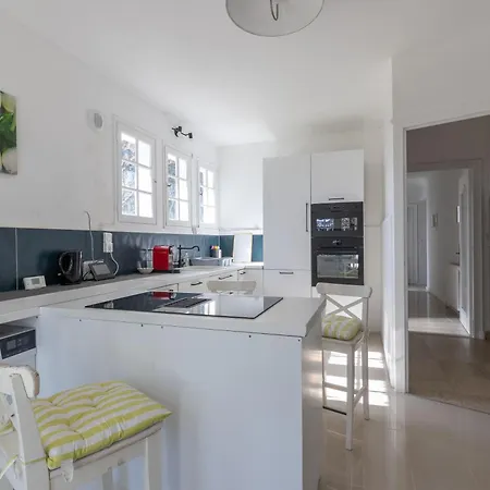 Ferienhaus Grande Maison Au Calme Dans Une Propriete Privee Limonest